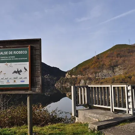 Don Felix Rioseco (Sobrescobio, Asturias)