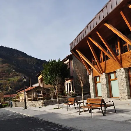 Hotel Don Felix Rioseco (Sobrescobio, Asturias)